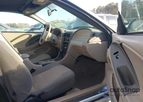 2004 Ford Mustang from USA, damaged, VIN 1FAFP44664F149100